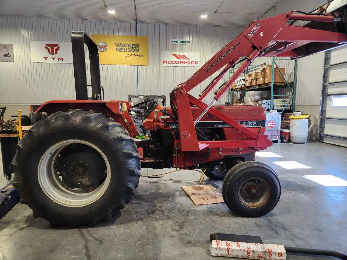 Case IH 685